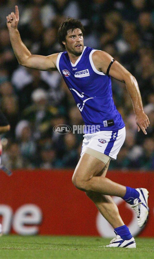 AFL 2006 Rd 1 - Port Adelaide v Kangaroos - 38809
