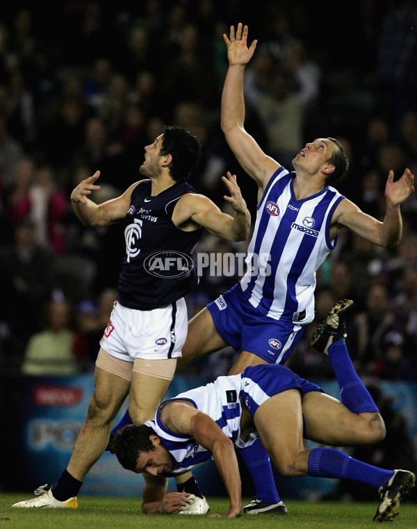 AFL 2006 Rd 12 - Kangaroos v Carlton - 39111