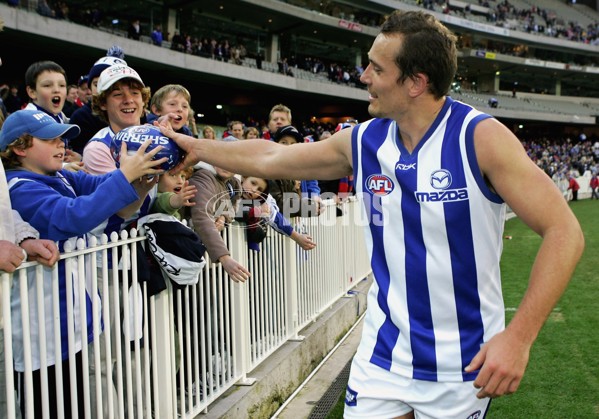 AFL 2006 Rd 14 - Western Bulldogs v Kangaroos - 39199