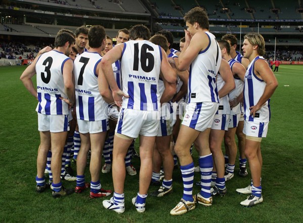 AFL 2006 Rd 14 - Western Bulldogs v Kangaroos - 39209
