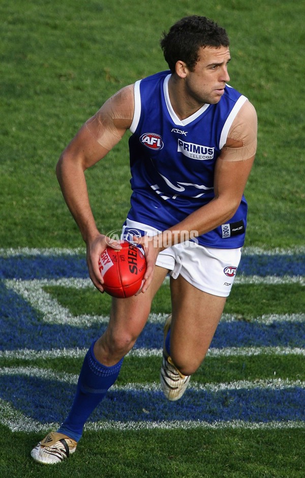 AFL 2006 Rd 19 - West Coast Eagles v Kangaroos - 39308