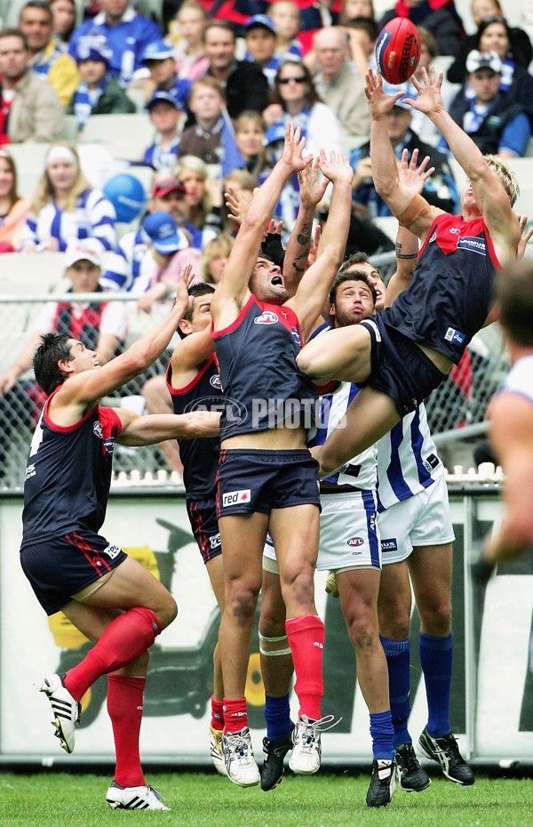 AFL 2006 Rd 5 - Melbourne v Kangaroos - 39639