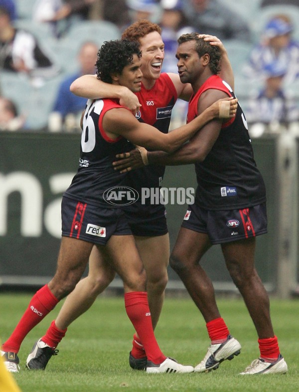 AFL 2006 Rd 5 - Melbourne v Kangaroos - 39641