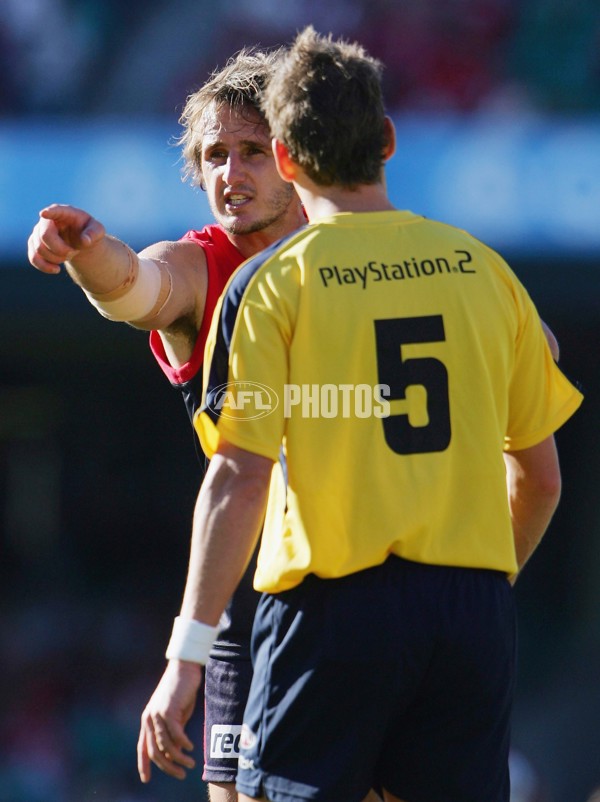 AFL 2006 Rd 4 - Sydney Swans v Melbourne - 39627