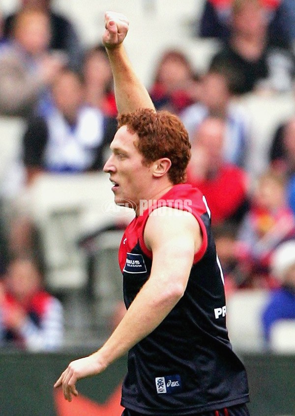 AFL 2006 Rd 5 - Melbourne v Kangaroos - 39640