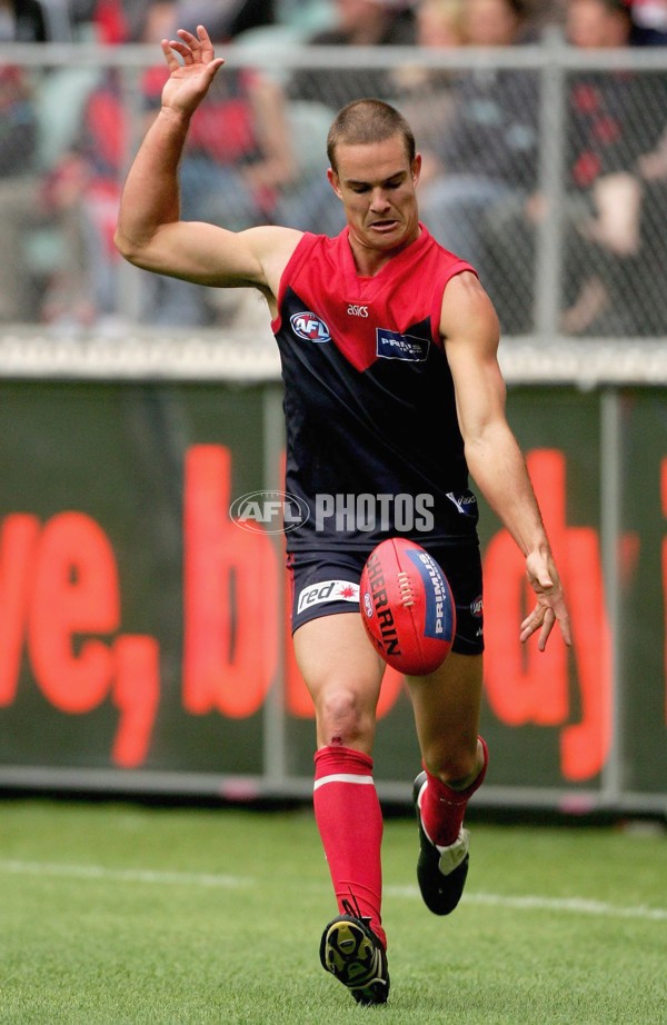 AFL 2006 Rd 5 - Melbourne v Kangaroos - 39676