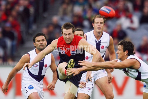 AFL 2006 Rd 7 - Melbourne v Fremantle - 39804