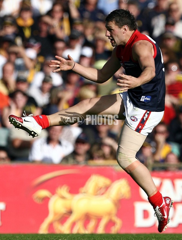 AFL 2006 Rd 9 - West Coast Eagles v Melbourne - 39880