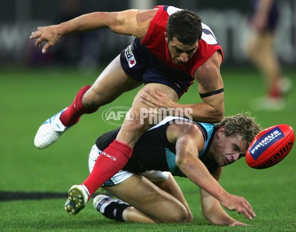 AFL 2006 Rd 13 - Melbourne v Port Adelaide - 39977