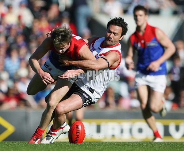 AFL 2006 Rd 16 - Fremantle v Melbourne - 40051