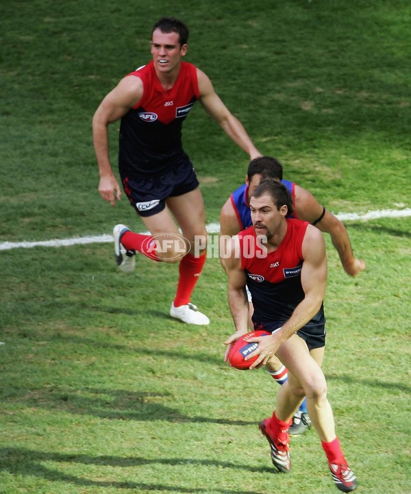 AFL 2006 Rd 17 - Melbourne v Western Bulldogs - 40117