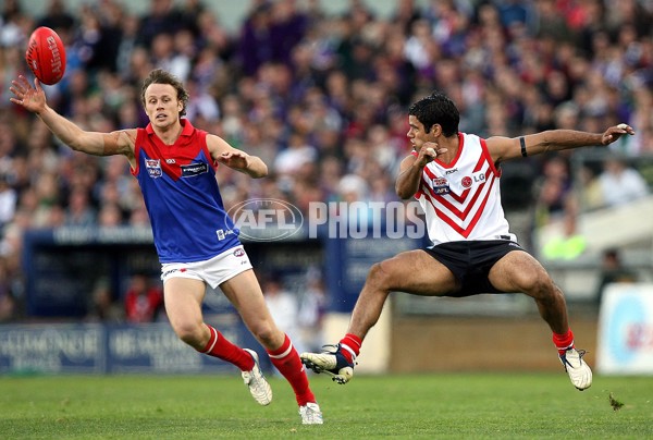 AFL 2006 Rd 16 - Fremantle v Melbourne - 40069