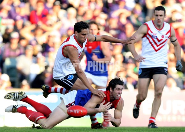 AFL 2006 Rd 16 - Fremantle v Melbourne - 40062