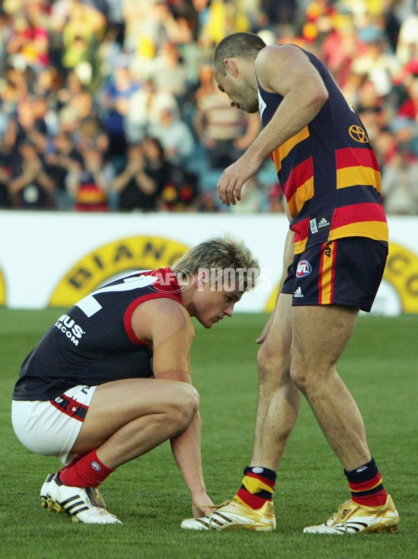 AFL 2006 Rd 22 - Adelaide Crows v Melbourne - 40210