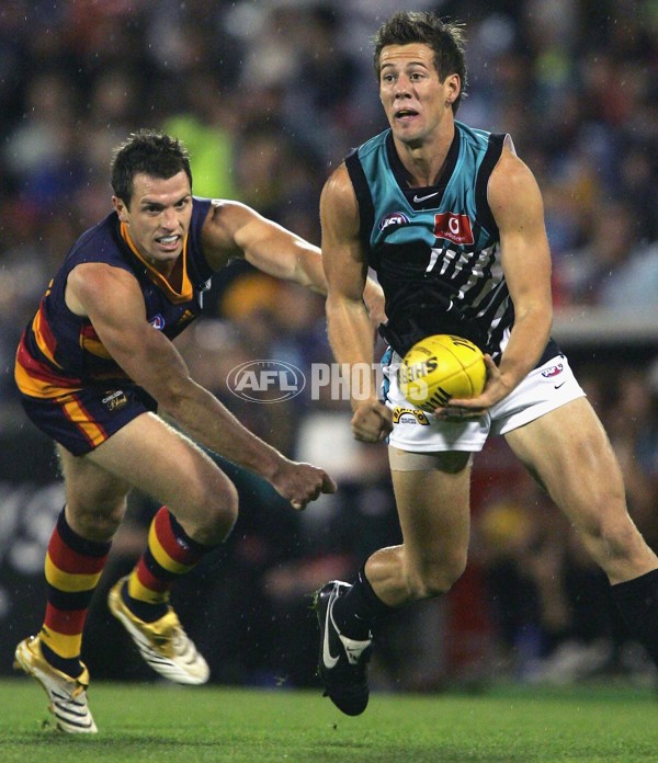 AFL 2006 Rd 6 - Adelaide Crows v Port Adelaide - 40521