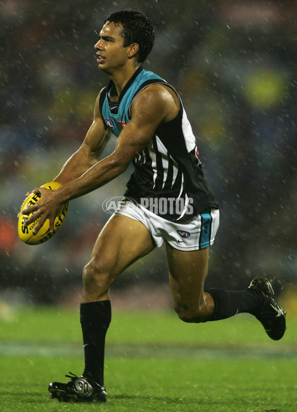 AFL 2006 Rd 6 - Adelaide Crows v Port Adelaide - 40530