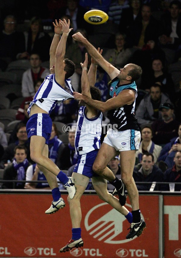 AFL 2006 Rd 18 - Kangaroos v Port Adelaide - 40734