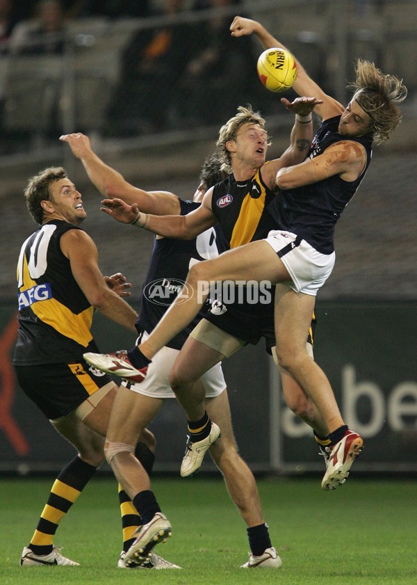 AFL 2006 Rd 5 - Richmond v Carlton - 41006