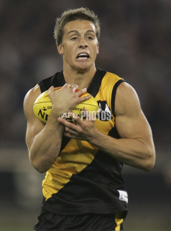 AFL 2006 Rd 5 - Richmond v Carlton - 41034