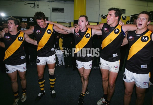 AFL 2006 Rd 6 - Essendon v Richmond - 41062