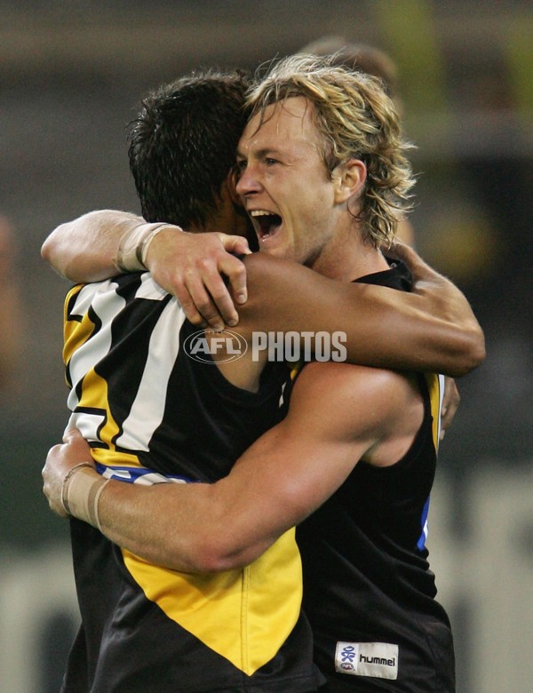 AFL 2006 Rd 5 - Richmond v Carlton - 41021
