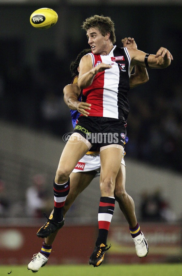 AFL 2006 Rd 3 - St Kilda v Brisbane Lions - 41700