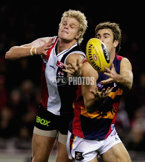 AFL 2006 Rd 12 - St Kilda v Adelaide Crows - 41983