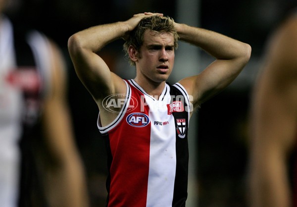 AFL 2006 Rd 12 - St Kilda v Adelaide Crows - 41996