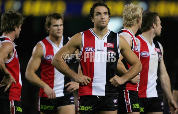 AFL 2006 Rd 12 - St Kilda v Adelaide Crows - 41998