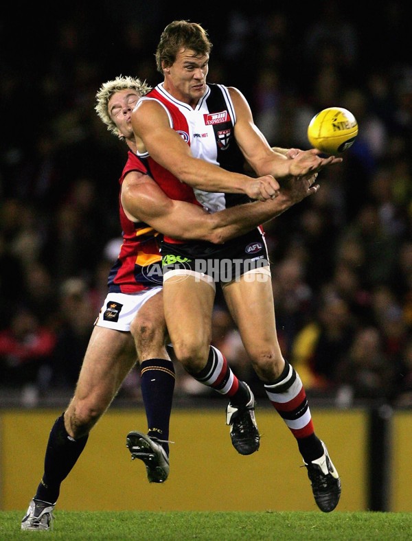 AFL 2006 Rd 12 - St Kilda v Adelaide Crows - 41992