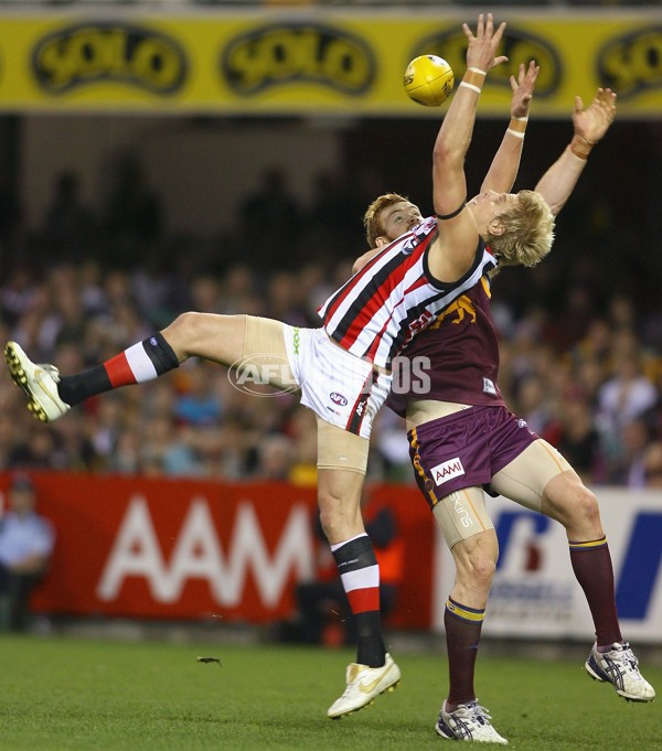 AFL 2006 Rd 22 - Brisbane Lions v St Kilda - 42272