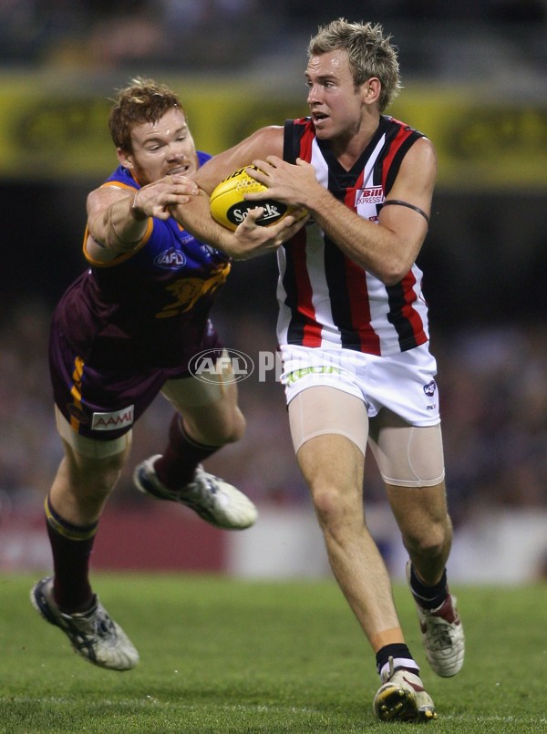 AFL 2006 Rd 22 - Brisbane Lions v St Kilda - 42278