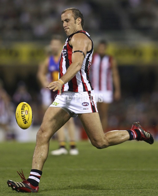AFL 2006 Rd 22 - Brisbane Lions v St Kilda - 42286