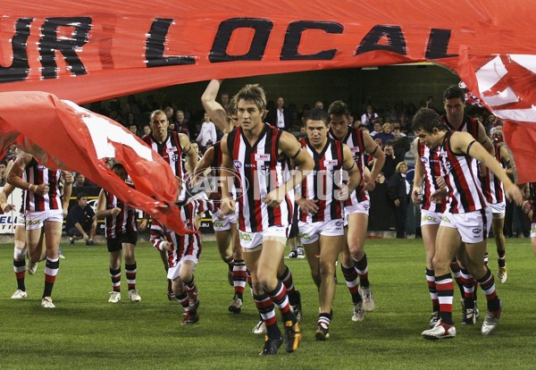 AFL 2006 Rd 22 - Brisbane Lions v St Kilda - 42284
