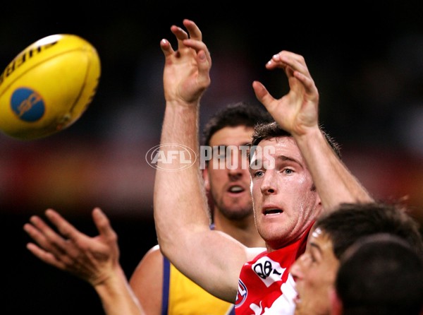 AFL 2006 1st Qualifying Final - West Coast Eagles v Sydney Swans - 43445