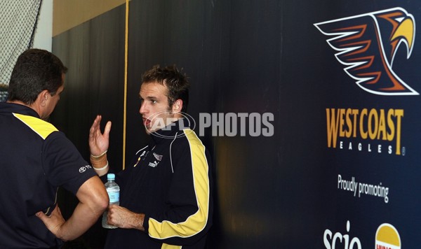AFL 2006 Rd 9 - West Coast Eagles v Melbourne - 44018