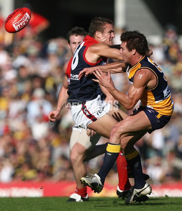 AFL 2006 Rd 9 - West Coast Eagles v Melbourne - 44013