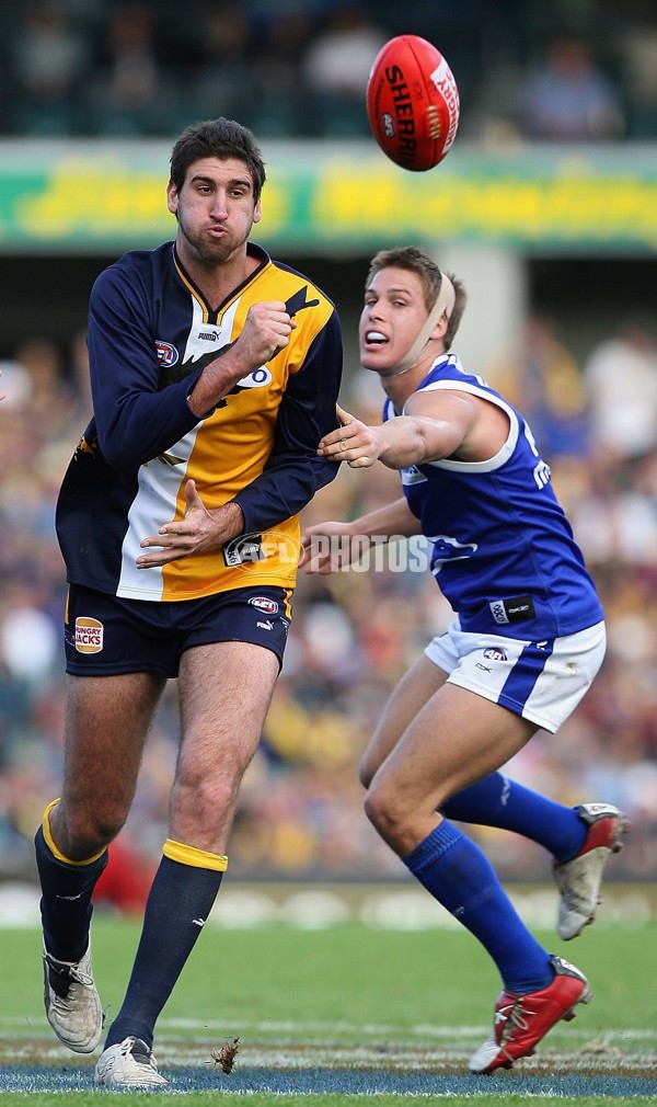 AFL 2006 Rd 19 - West Coast Eagles v Kangaroos - 44304