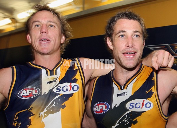 AFL 2006 Rd 19 - West Coast Eagles v Kangaroos - 44302