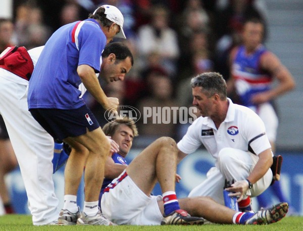 AFL 2006 Rd 3 - Essendon v Western Bulldogs - 44819