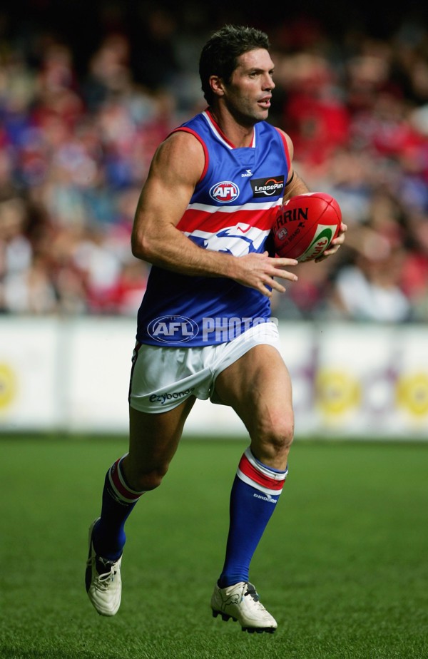 AFL 2006 Rd 3 - Essendon v Western Bulldogs - 44825
