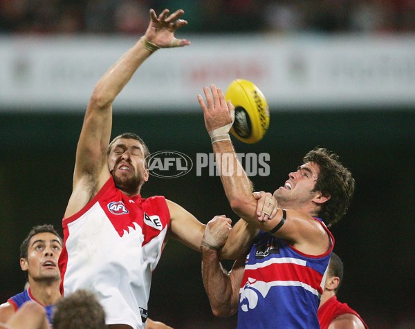 AFL 2006 Rd 8 - Western Bulldogs v Sydney Swans - 44976