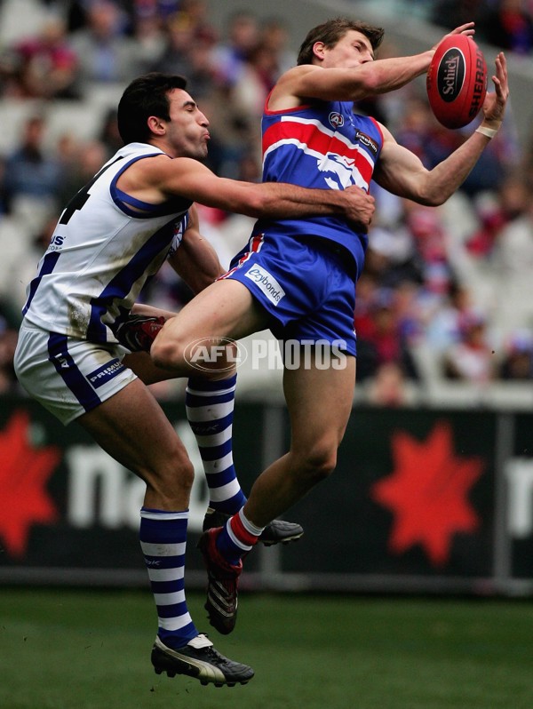 AFL 2006 Rd 14 - Western Bulldogs v Kangaroos - 45125