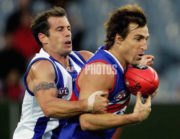 AFL 2006 Rd 14 - Western Bulldogs v Kangaroos - 45129