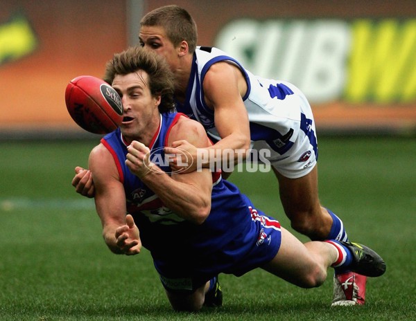 AFL 2006 Rd 14 - Western Bulldogs v Kangaroos - 45126