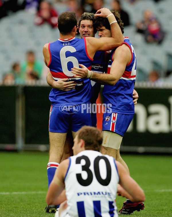 AFL 2006 Rd 14 - Western Bulldogs v Kangaroos - 45148