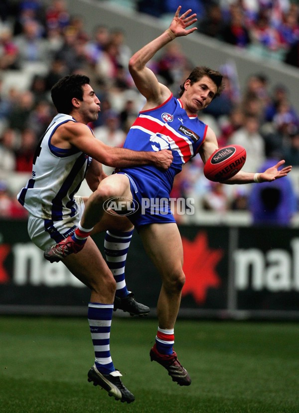 AFL 2006 Rd 14 - Western Bulldogs v Kangaroos - 45127