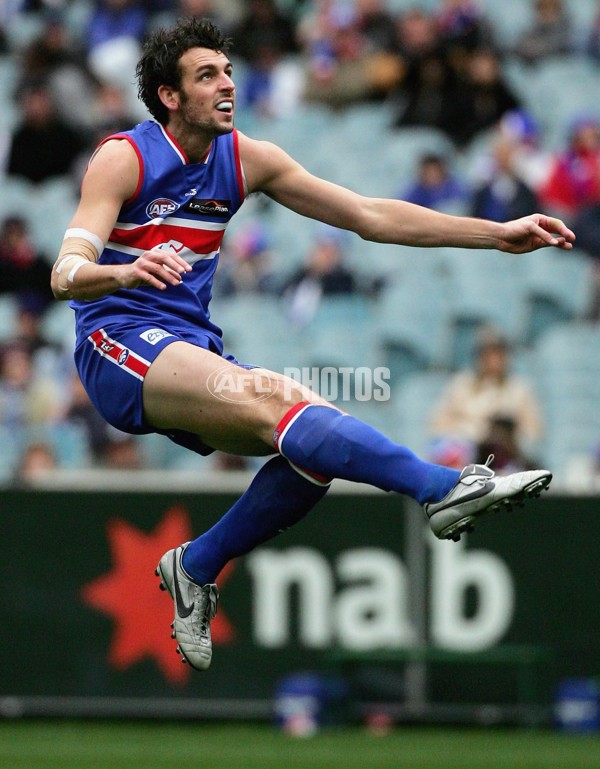 AFL 2006 Rd 14 - Western Bulldogs v Kangaroos - 45150
