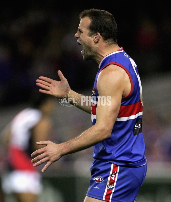 AFL 2006 Rd 22 - Western Bulldogs v Essendon - 45378