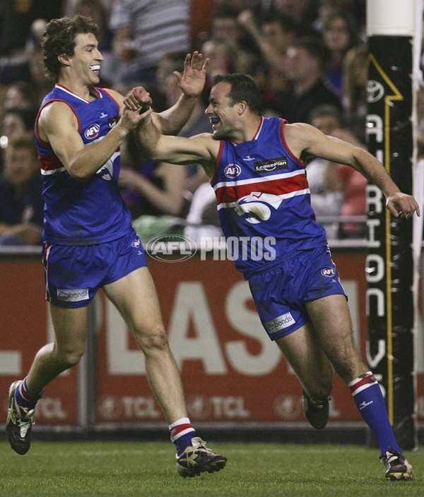 AFL 2006 Rd 22 - Western Bulldogs v Essendon - 45386